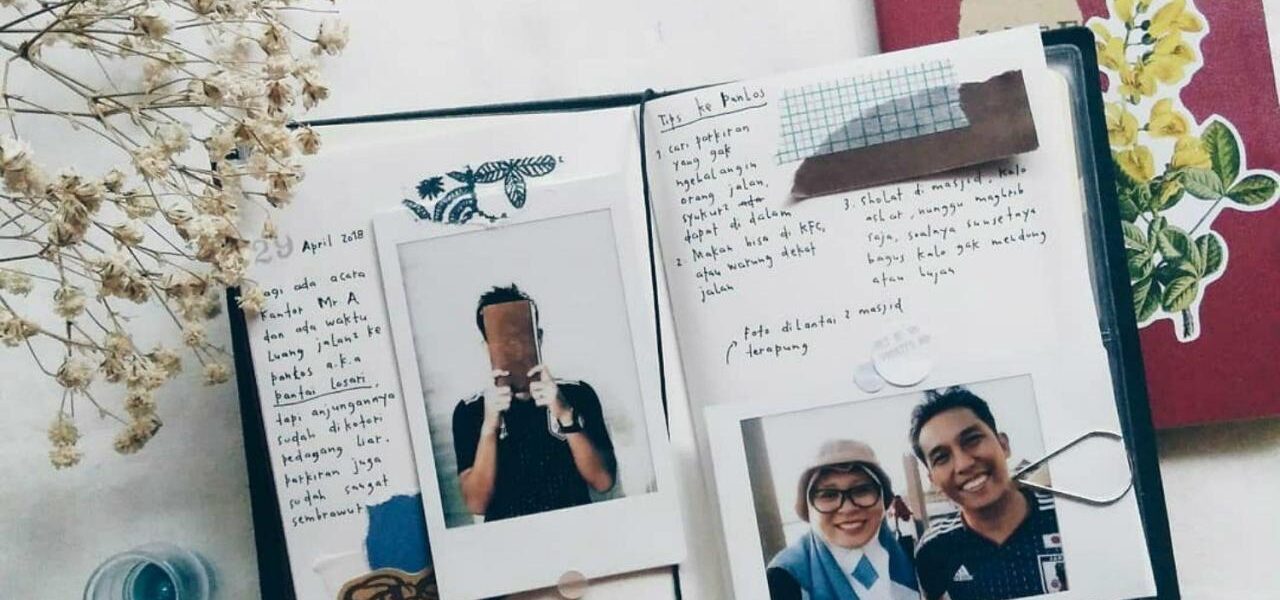 Membuat kenangan indah dengan lembaran foto - SharingSareng